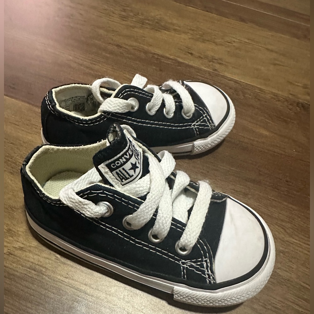 Converse - Toddler size 5